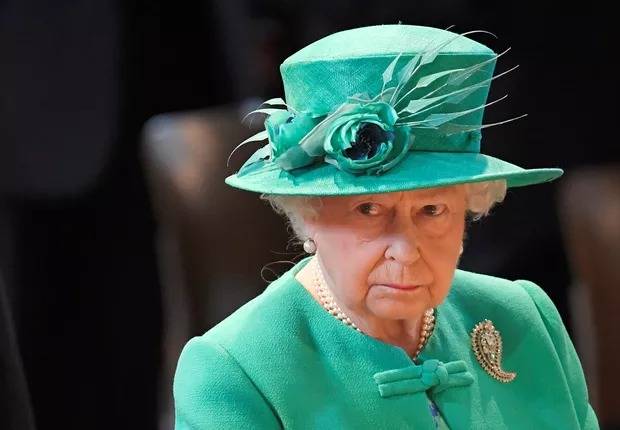  Qual foi o legado deixado pela Rainha Elizabeth II