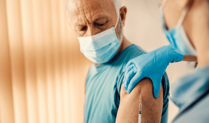  Covid-19: Ministério da Saúde anuncia cronograma de reforço de vacinação