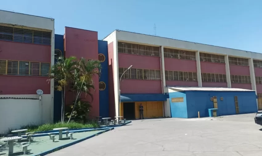  São Paulo contrata seguranças para escolas após ataques