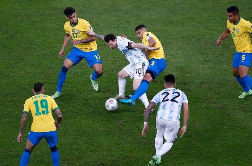  Brasil enfrenta Argentina pelas eliminatórias da Copa do Mundo nesta terça (21)