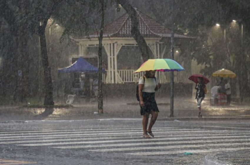  Inmet emite alerta para chuvas intensas em várias regiões do país