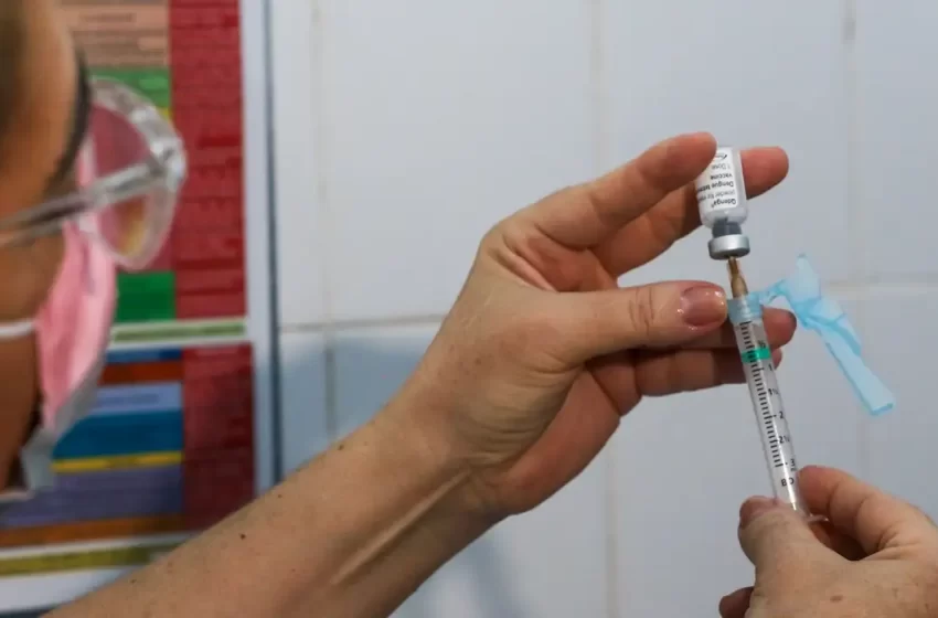  Campanha de vacinação contra dengue começa em São Paulo