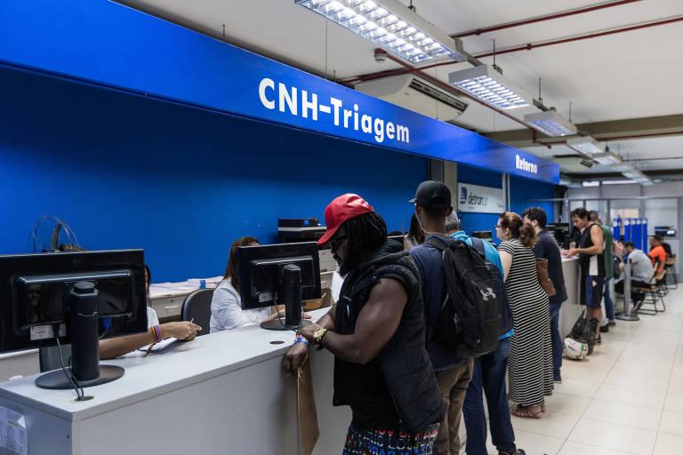 São Paulo anuncia prazo de 6 meses para atualizar regras da CNH