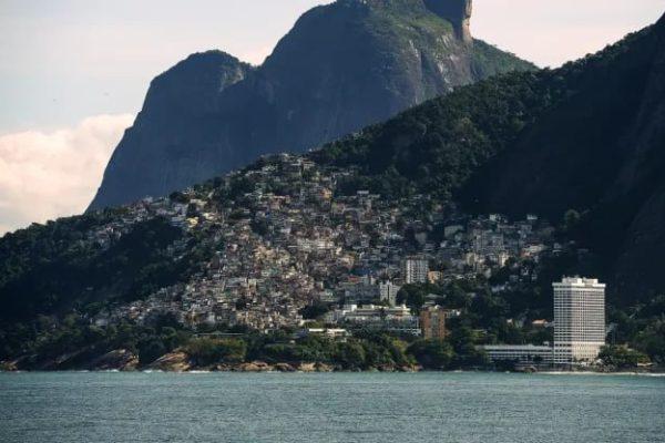 Favelas se verticalizam na zona sul do Rio de Janeiro