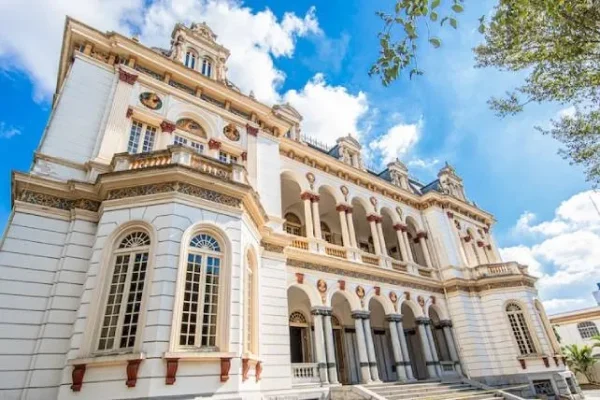 Mulheres periféricas podem se inscrever para programa de aceleração