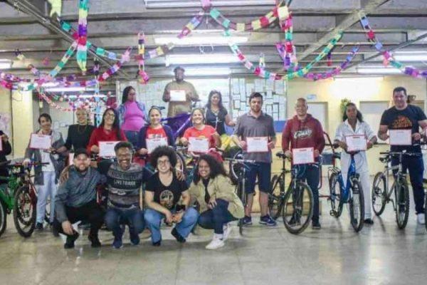 Curso de mecânica de bicicletas tranforma vidas na periferia