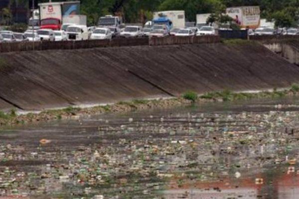 Rio Tietê está contaminado em todos os trechos
