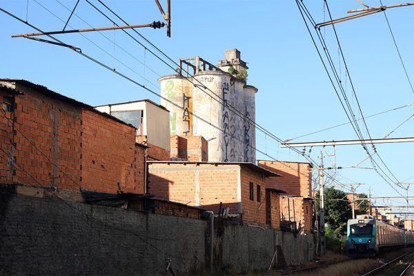 Expectativa de vida na periferia de SP é 20 anos menor que em bairros ricos