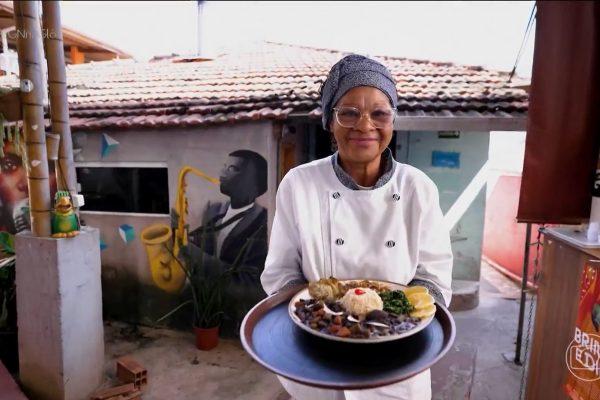 Feijoada vegana no Campo Limpo atrai chefs Alex Atala e Bela Gil para a periferia