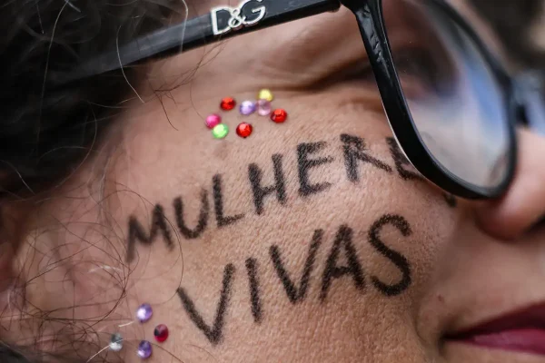Salas Lilás garantem atendimento a mulheres e meninas em delegacias do Rio